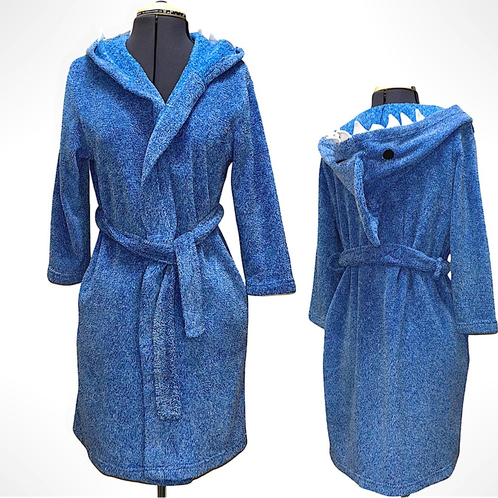 Arizona Jean Co. Youth Plush Shark Robe